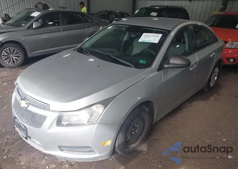 2013 Chevrolet Cruze Ls Auto z USA, uszkodzony, nr VIN 1G1PA5SG1D7152488